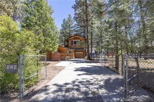 924 Michael, Big Bear City, CA 92314 - Photo 18