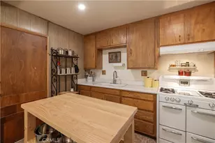 924 Michael, Big Bear City, CA 92314 - Photo 6