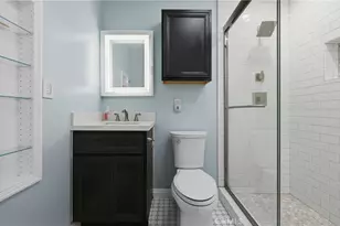 16713 Viewpoint Ln, Huntington Beach, CA 92647 - Photo 20