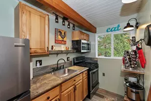 609 Villa Grove, Big Bear City, CA 92314 - Photo 8