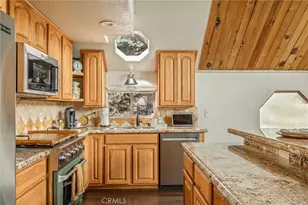 128 Brentwood Dr, Lake Arrowhead, CA 92352 - Photo 16