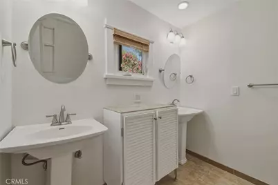 1132 E Citrus Avenue, Redlands, CA 92374 - Photo 12