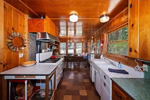 4 Lakeview Track, Fawnskin, CA 92333 - Photo 14