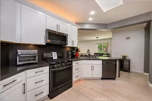 24445 Lupine Ln, Corona, CA 92883 - Photo 12