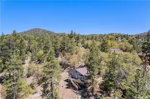 39576 Oakglen Rd, Fawnskin, CA 92333 - Photo 30