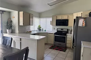 14151 Hillsborough, Victorville, CA 92392 - Photo 12