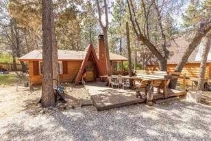 212 Moreno, Sugarloaf, CA 92386 - Photo 2