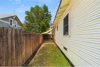 27257 Pacific, Highland, CA 92346 - Photo 30