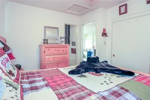 861 Santa Barbara, Sugarloaf, CA 92386 - Photo 18