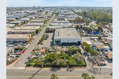 7412 Slater Avenue E, Huntington Beach, CA 92647 - Photo 16