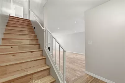 7802 Via Tortona, Burbank, CA 91504 - Photo 22