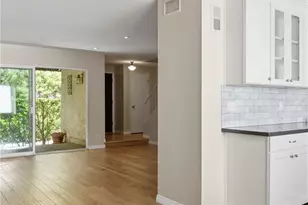 7802 Via Tortona, Burbank, CA 91504 - Photo 14