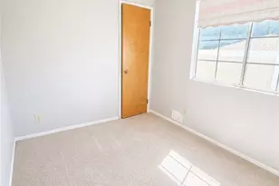 35079 San Carlos, Yucaipa, CA 92399 - Photo 8