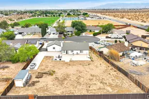 11334 Courtside, Victorville, CA 92392 - Photo 44