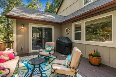 24380 Horst, Crestline, CA 92325 - Photo 12