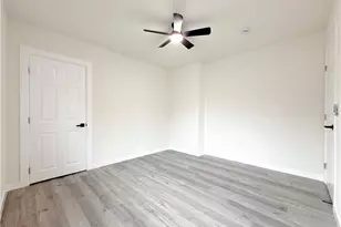 1813 E San Vincente St, Compton, CA 90221 - Photo 20