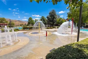 25072 Peppertree Ct, Corona, CA 92883 - Photo 22