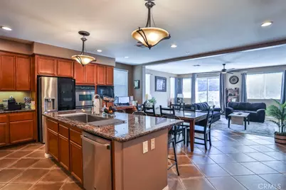 25072 Peppertree Court, Corona, CA 92883 - Photo 8