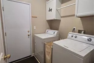 34487 Glenwood, Yucaipa, CA 92399 - Photo 30