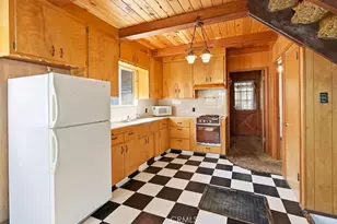 26408 Lake Forest Dr, Twin Peaks, CA 92391 - Photo 12
