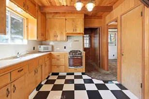 26408 Lake Forest Dr, Twin Peaks, CA 92391 - Photo 24