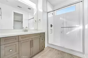 27422 Creekwood Ln, Valencia, CA 91381 - Photo 12