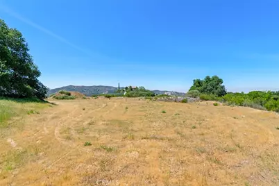 39611 Hidden Heights Drive, Yucaipa, CA 92399 - Photo 8
