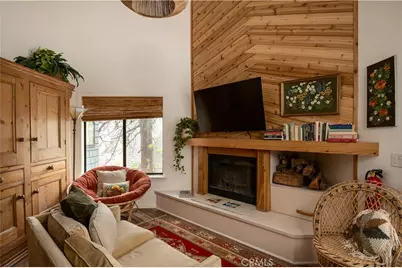 27322 Matterhorn, Lake Arrowhead, CA 92352 - Photo 18
