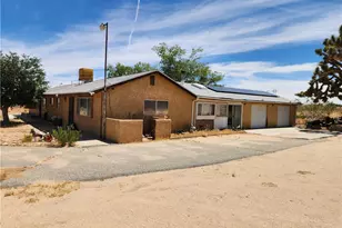 1050 Alta Ave, Landers, CA 92285 - Photo 2