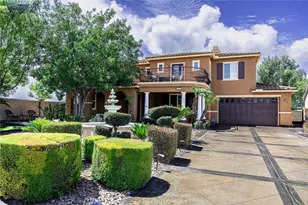 8224 Fieldstream Ct, Eastvale, CA 92880 - Photo 4