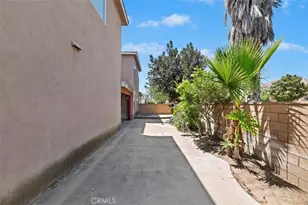 6734 Ruby Canyon, Eastvale, CA 92880 - Photo 40
