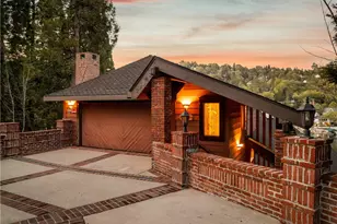 27563 W Shore Rd, Lake Arrowhead, CA 92352 - Photo 4