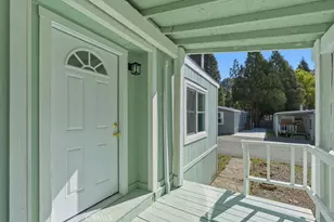 22899 Byron Rd, Crestline, CA 92325 - Photo 4