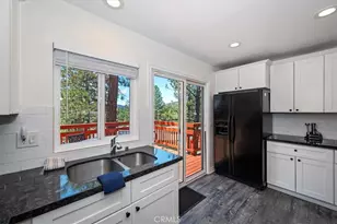 490 Vista, Big Bear Lake, CA 92315 - Photo 16