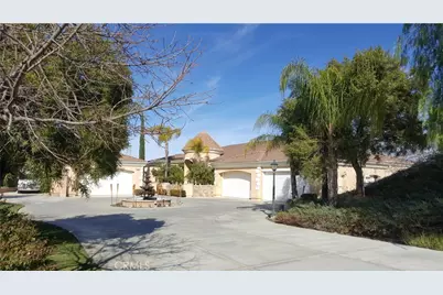 4007 Suzie Circle, Corona, CA 92881 - Photo 4