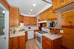 23734 Shady Ln, Crestline, CA 92325 - Photo 14