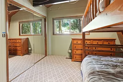 24091 Lakeview, Crestline, CA 92325 - Photo 26