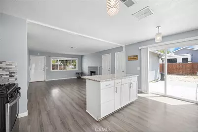 17152 Schollview Avenue, Palmdale, CA 93591 - Photo 12