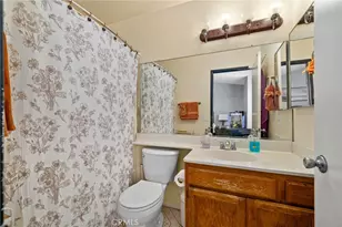 2330 W Sunrise Dr, Rialto, CA 92377 - Photo 20