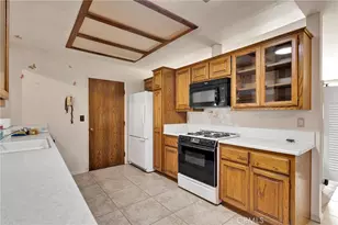 13392 Yakima, Apple Valley, CA 92308 - Photo 14