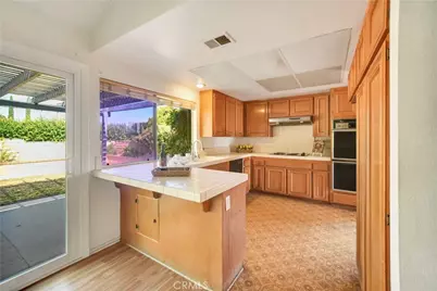 2046 W Ontario, Corona, CA 92882 - Photo 8