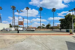 7736 Sugar Dr, Huntington Beach, CA 92647 - Photo 6