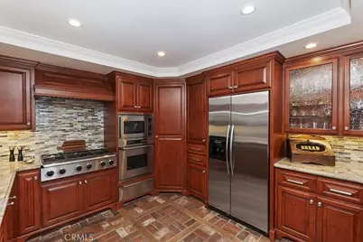 28018 Peninsula, Lake Arrowhead, CA 92352 - Photo 14