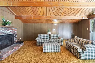997 Berne, Crestline, CA 92325 - Photo 16