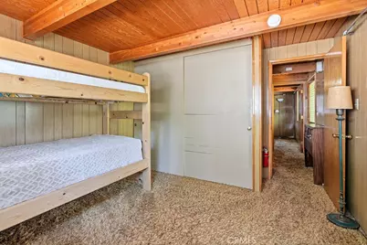 997 Berne, Crestline, CA 92325 - Photo 6