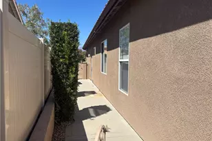 4913 Singing Hills, Banning, CA 92220 - Photo 34
