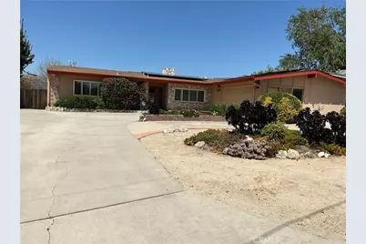 11735 Peach Tree, Yucaipa, CA 92399 - Photo 4