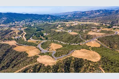39527 Hidden Heights Drive, Yucaipa, CA 92399 - Photo 2