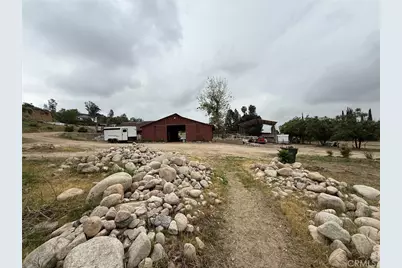 28562 Buena Vista, Highland, CA 92346 - Photo 8