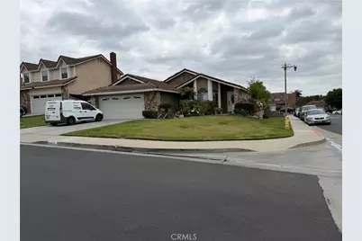 201 S Brookside Court, Anaheim, CA 92808 - Photo 2